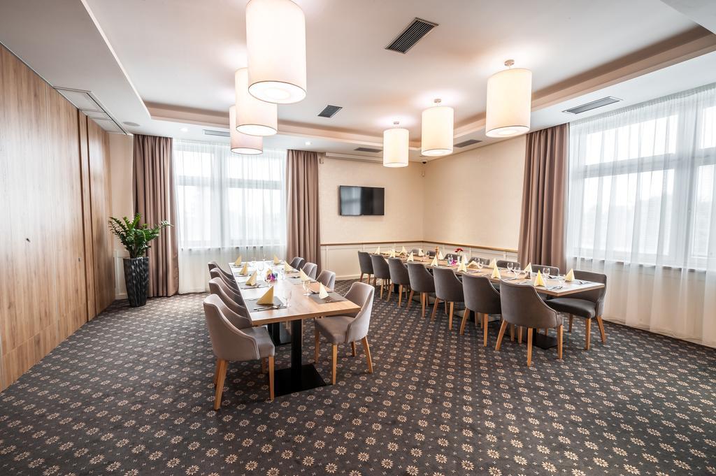 Privilege - Empire Hotels Group Kosice Luaran gambar